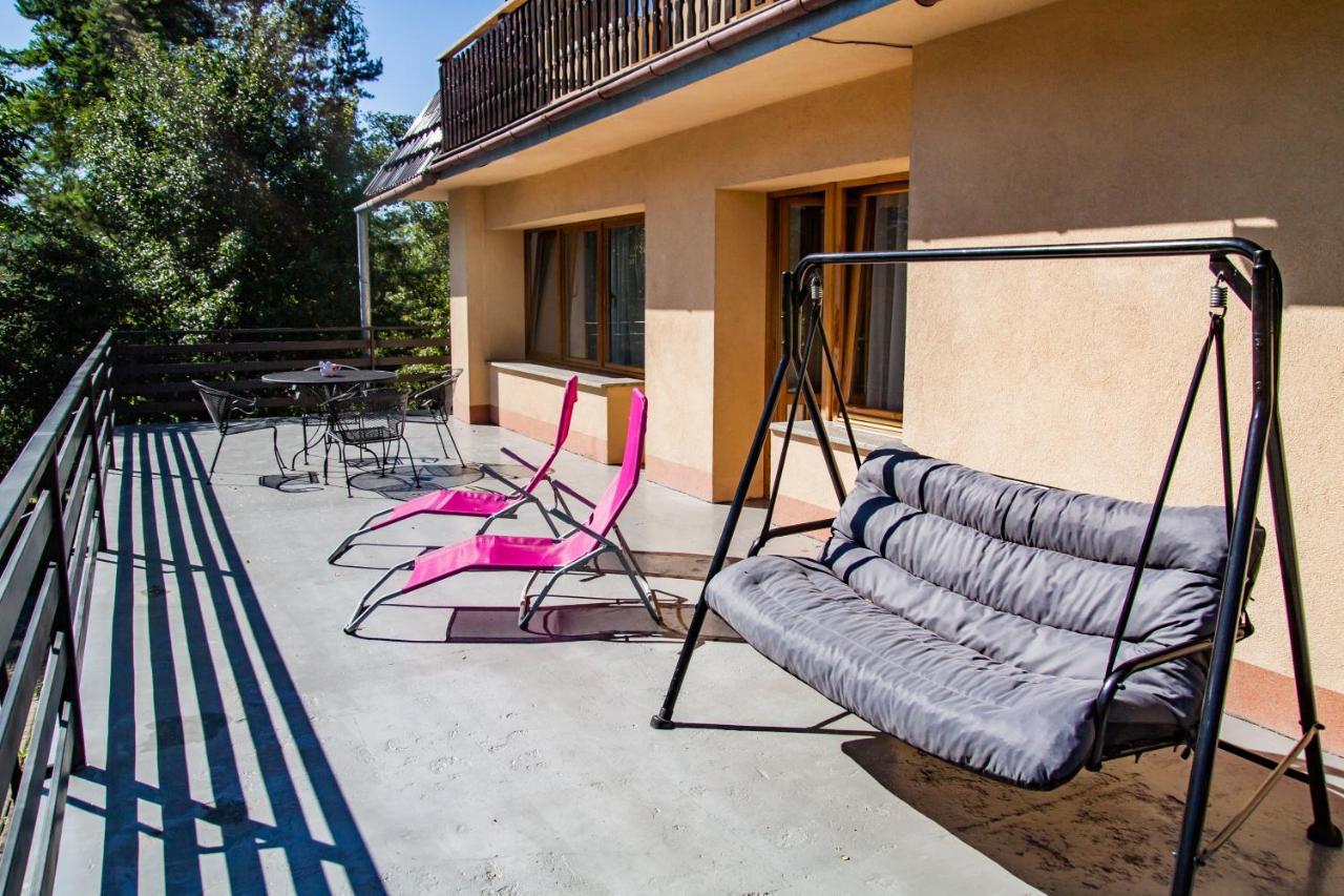 Goscinne Wilcznik 12 Bed & Breakfast
