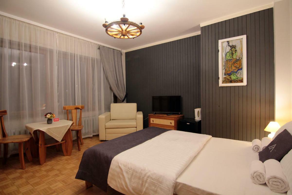 Bed & Breakfast Goscinne Wilcznik 12