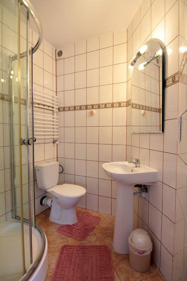 Goscinne Wilcznik 12 *